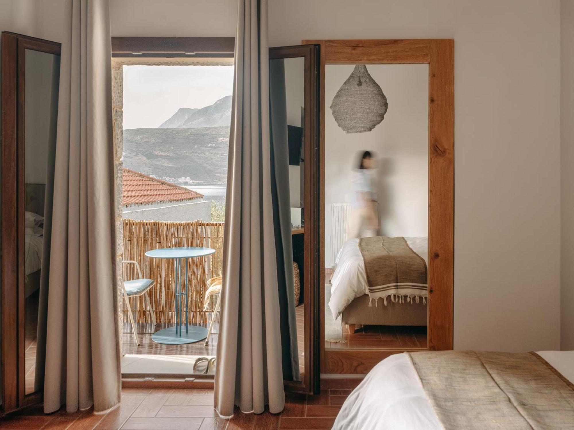 Kourmas Suites Liménion Buitenkant foto