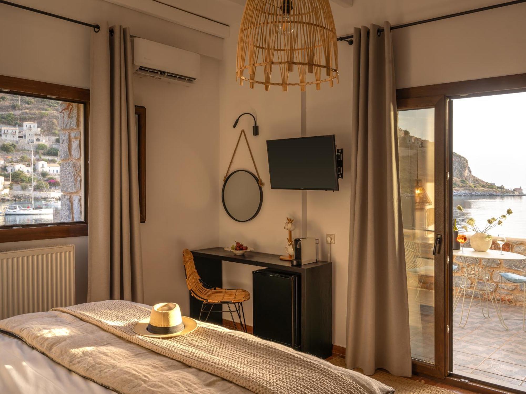 Kourmas Suites Liménion Buitenkant foto