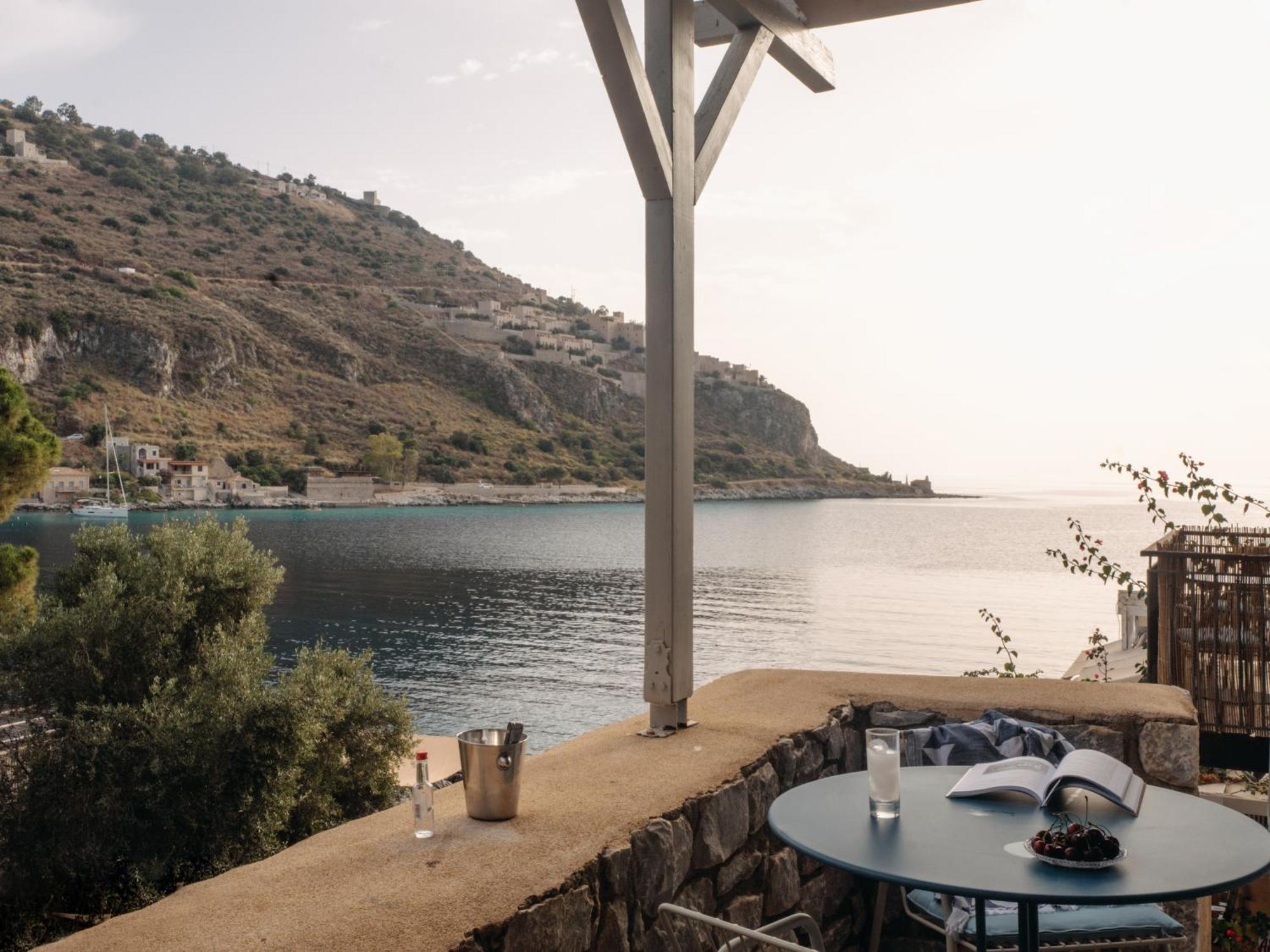 Kourmas Suites Liménion Buitenkant foto